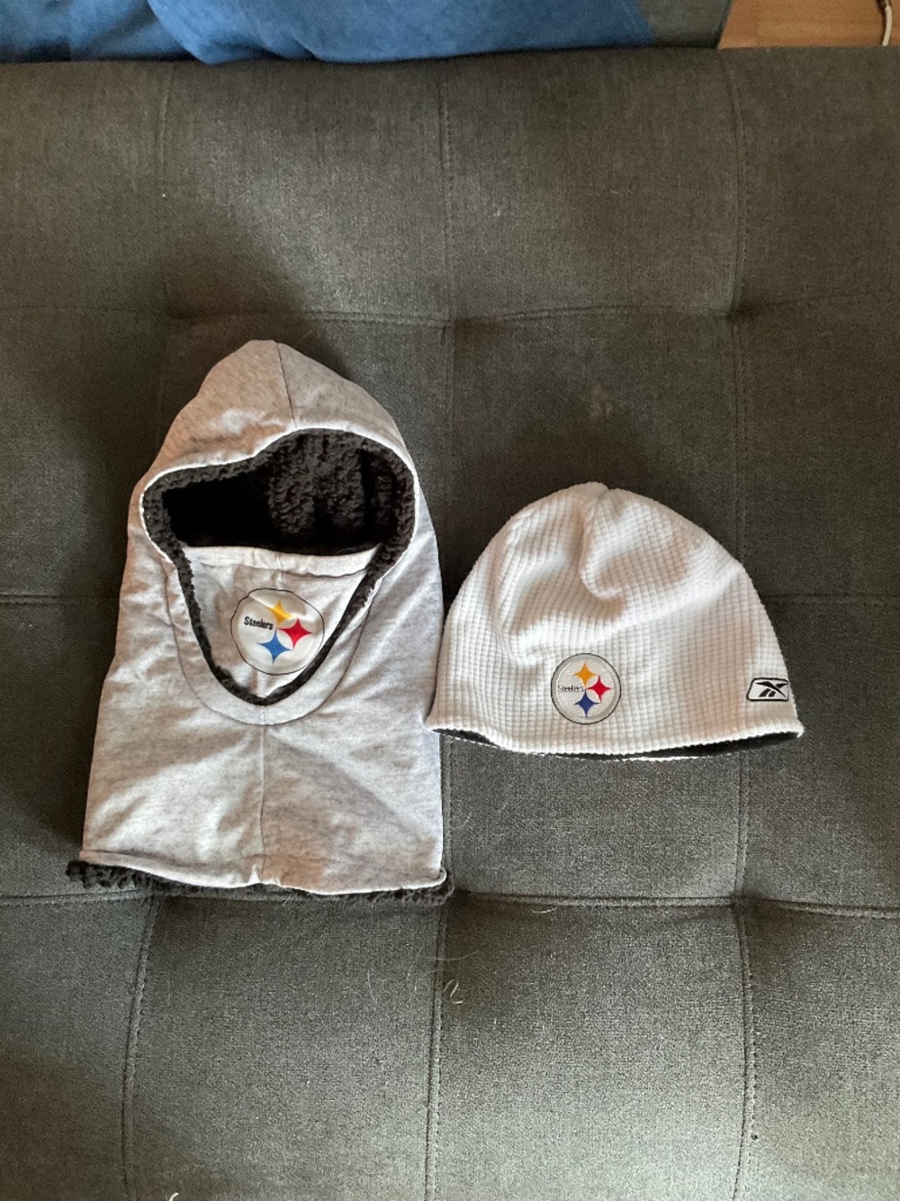 UC NFL Pittsburgh Steelers Winter Beanie and Hooded Gaiter Lot of 2